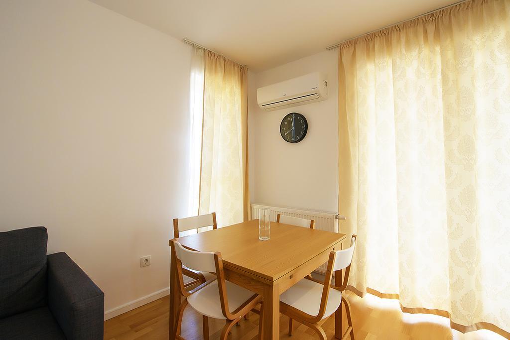 Apartamente Olivero 브라쇼브 외부 사진